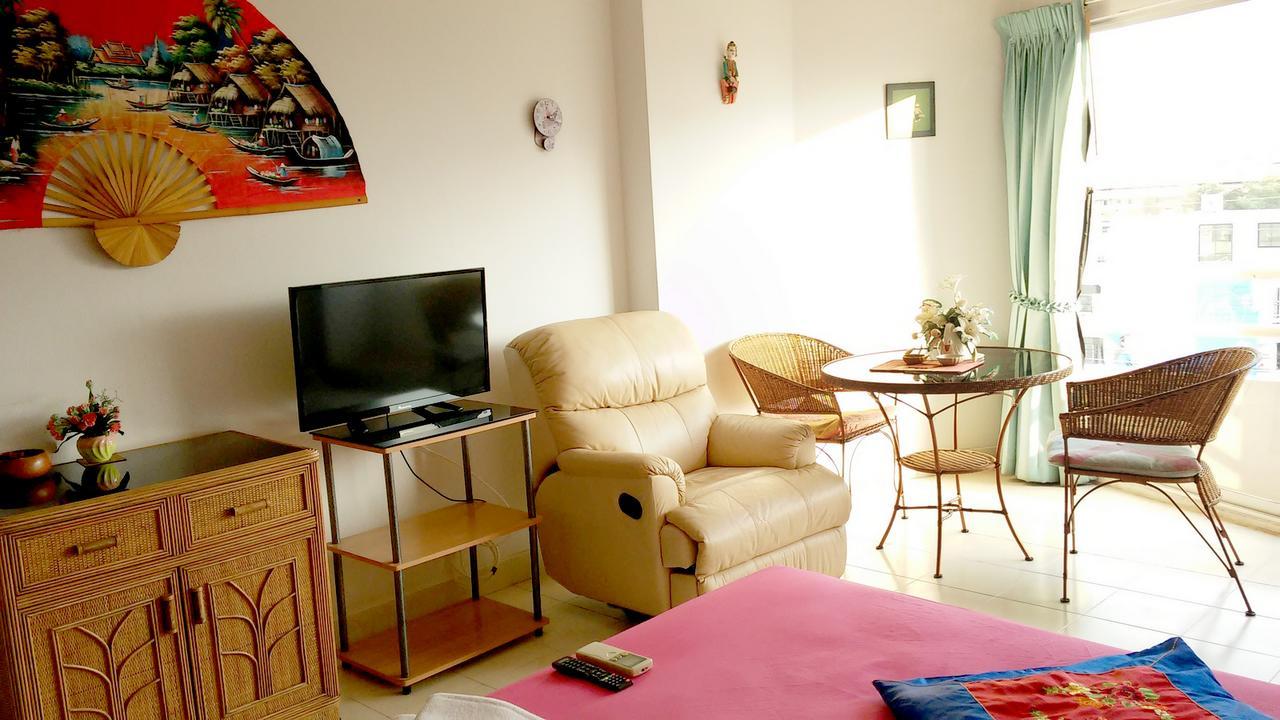 View Talay 1B Apartments Pattaya Exterior photo