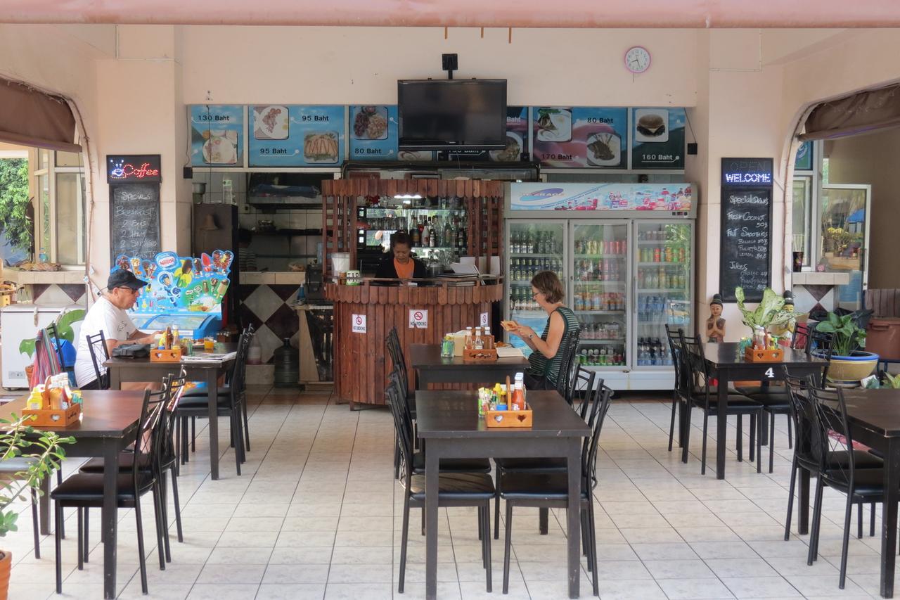 View Talay 1B Apartments Pattaya Exterior photo