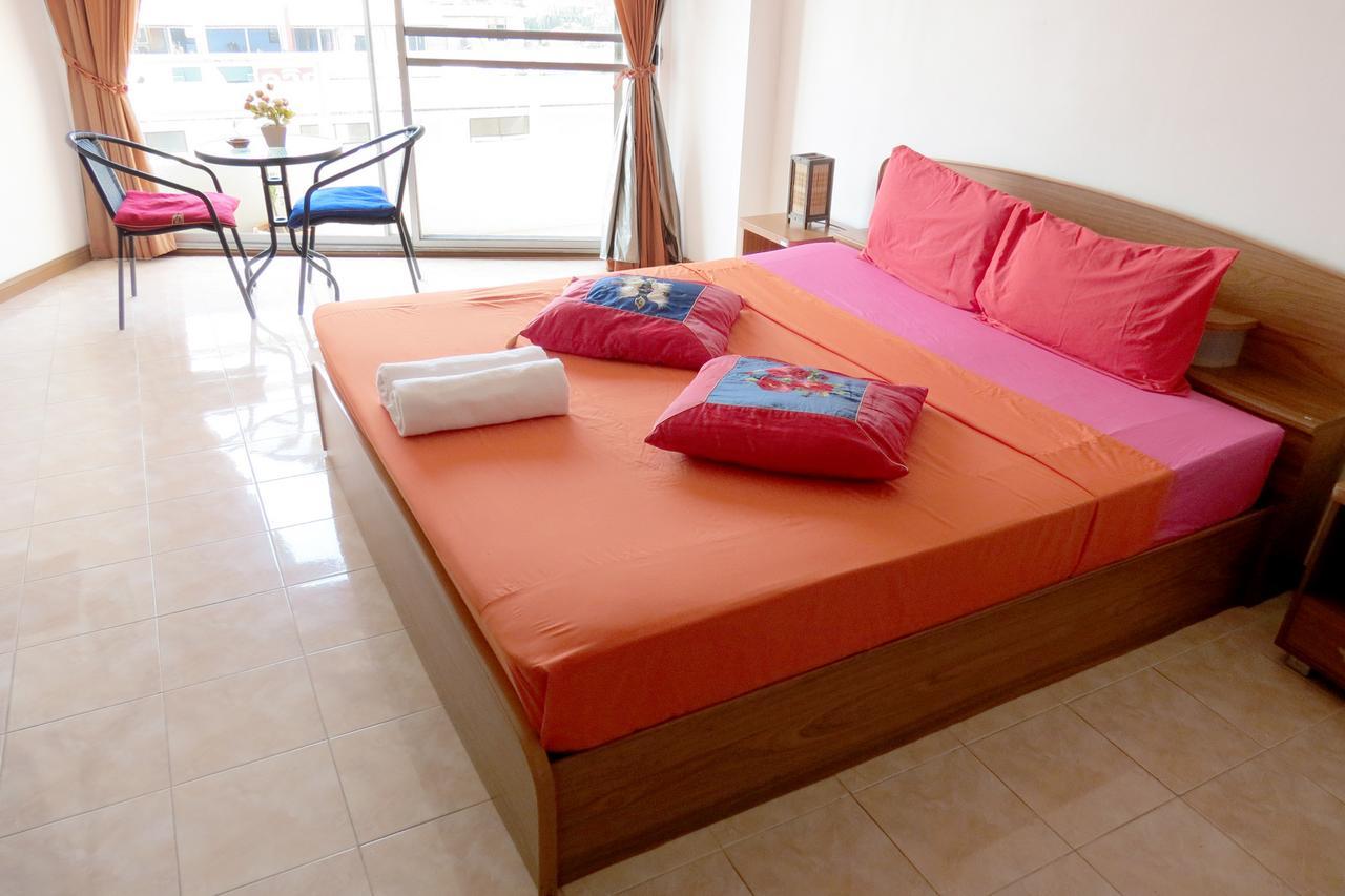 View Talay 1B Apartments Pattaya Exterior photo