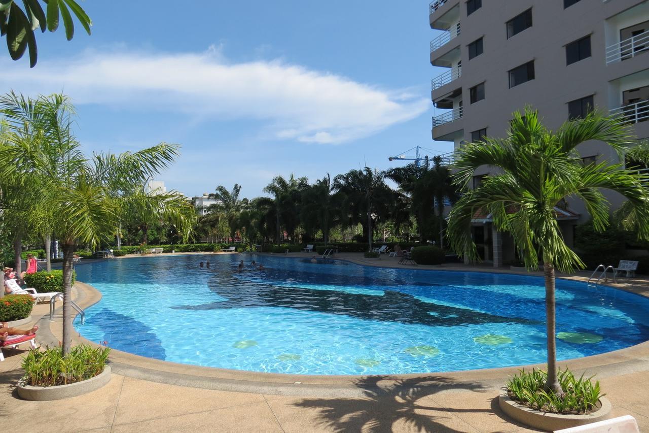 View Talay 1B Apartments Pattaya Exterior photo