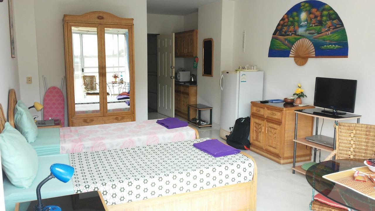 View Talay 1B Apartments Pattaya Exterior photo