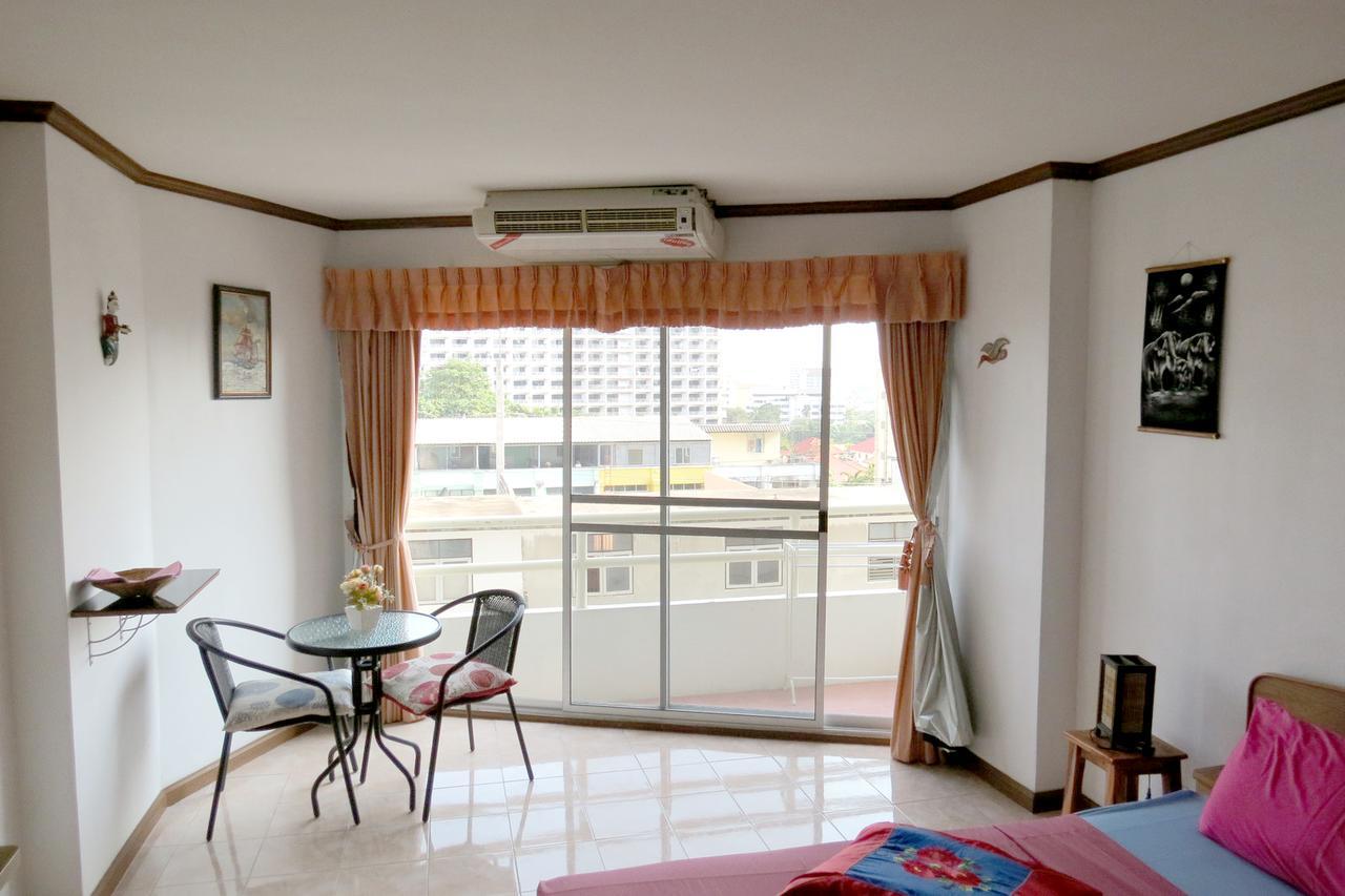 View Talay 1B Apartments Pattaya Exterior photo