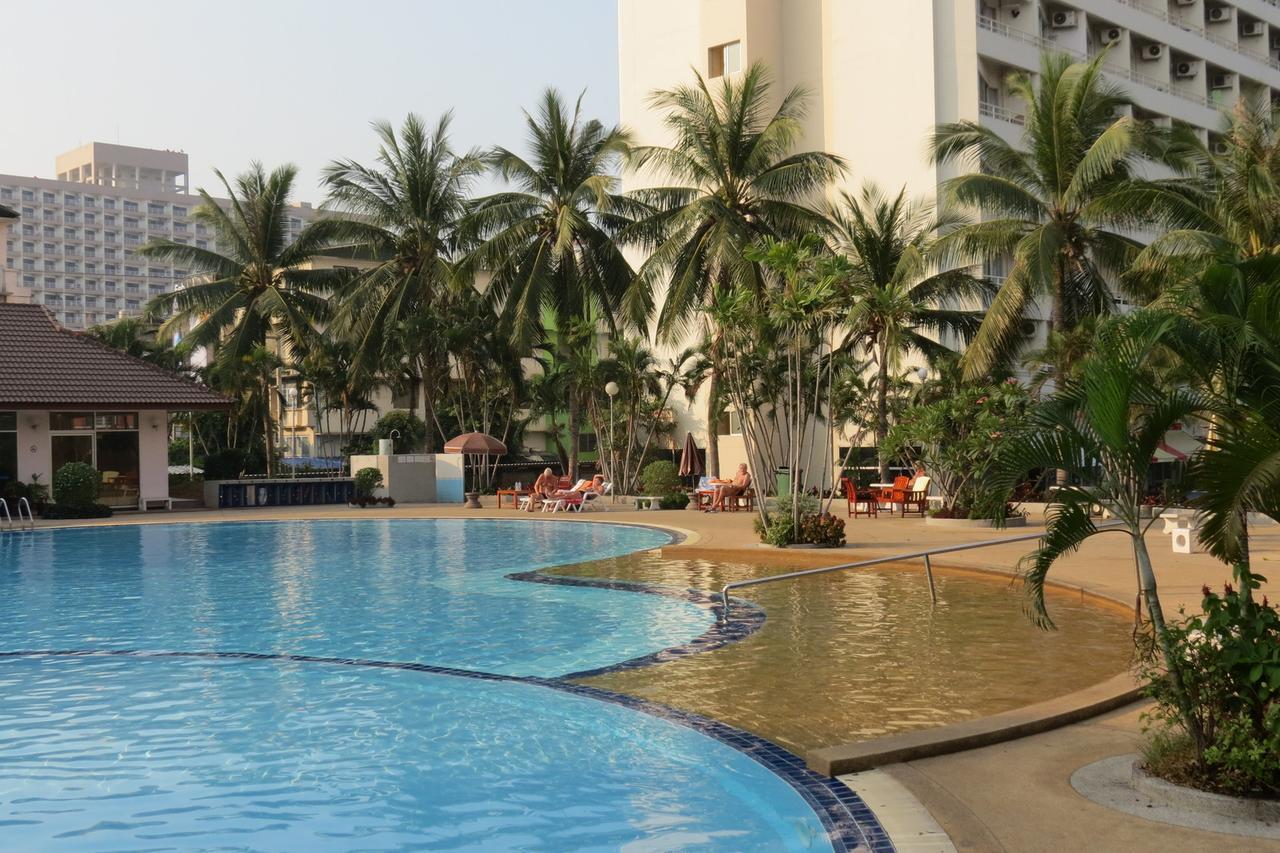 View Talay 1B Apartments Pattaya Exterior photo